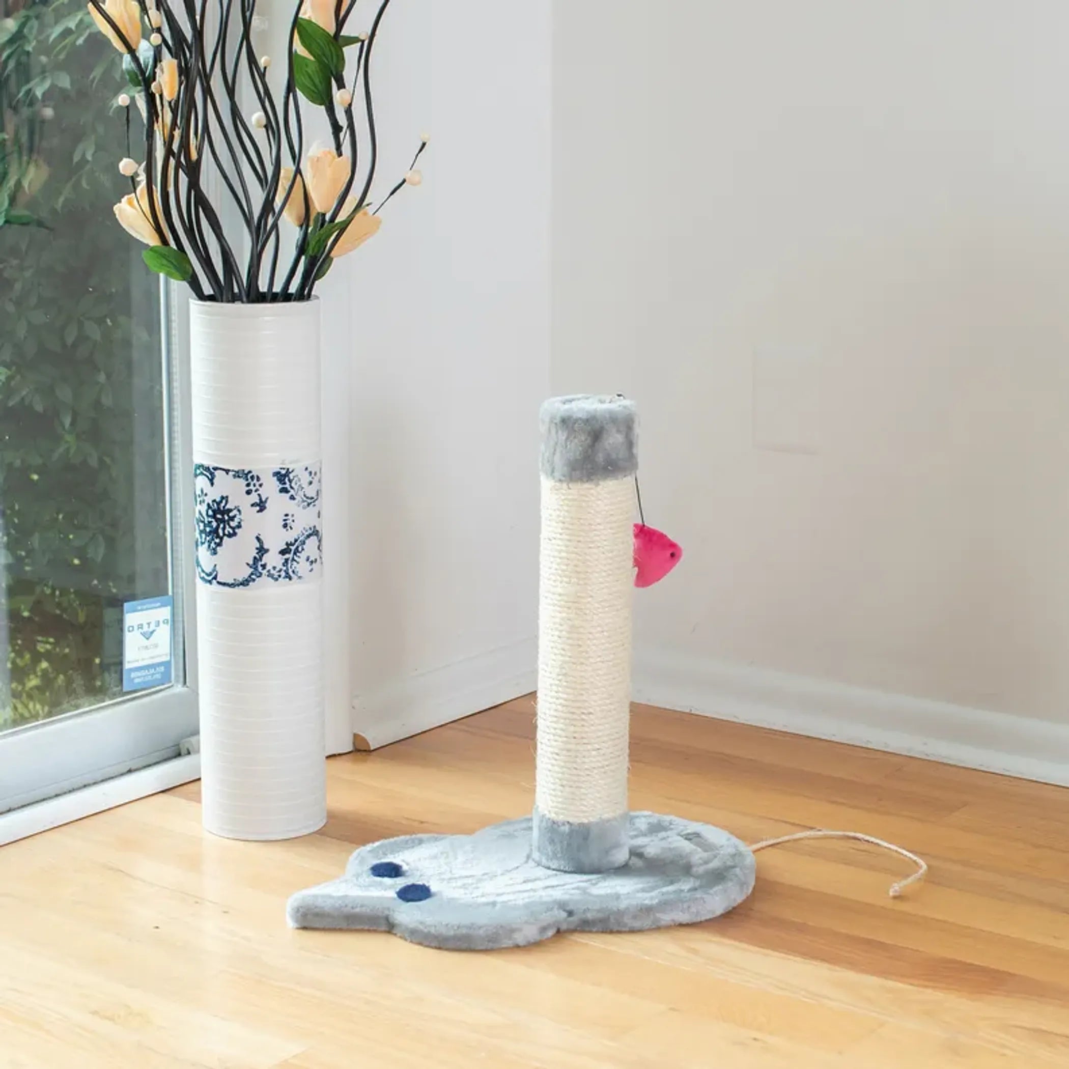 Armarkat® Real Wood Mouse Shape Cat Scratcher Toy
