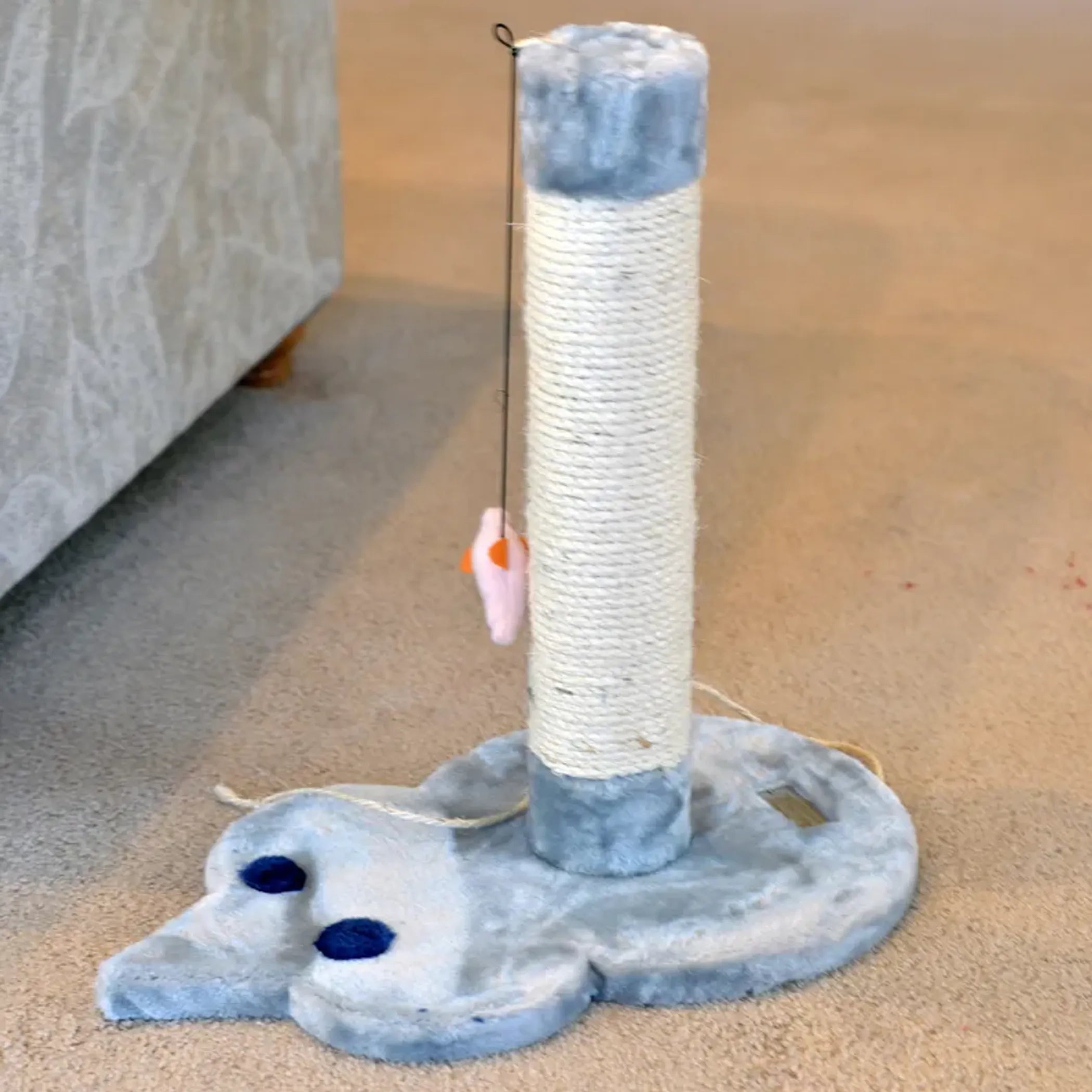Armarkat® Real Wood Mouse Shape Cat Scratcher Toy
