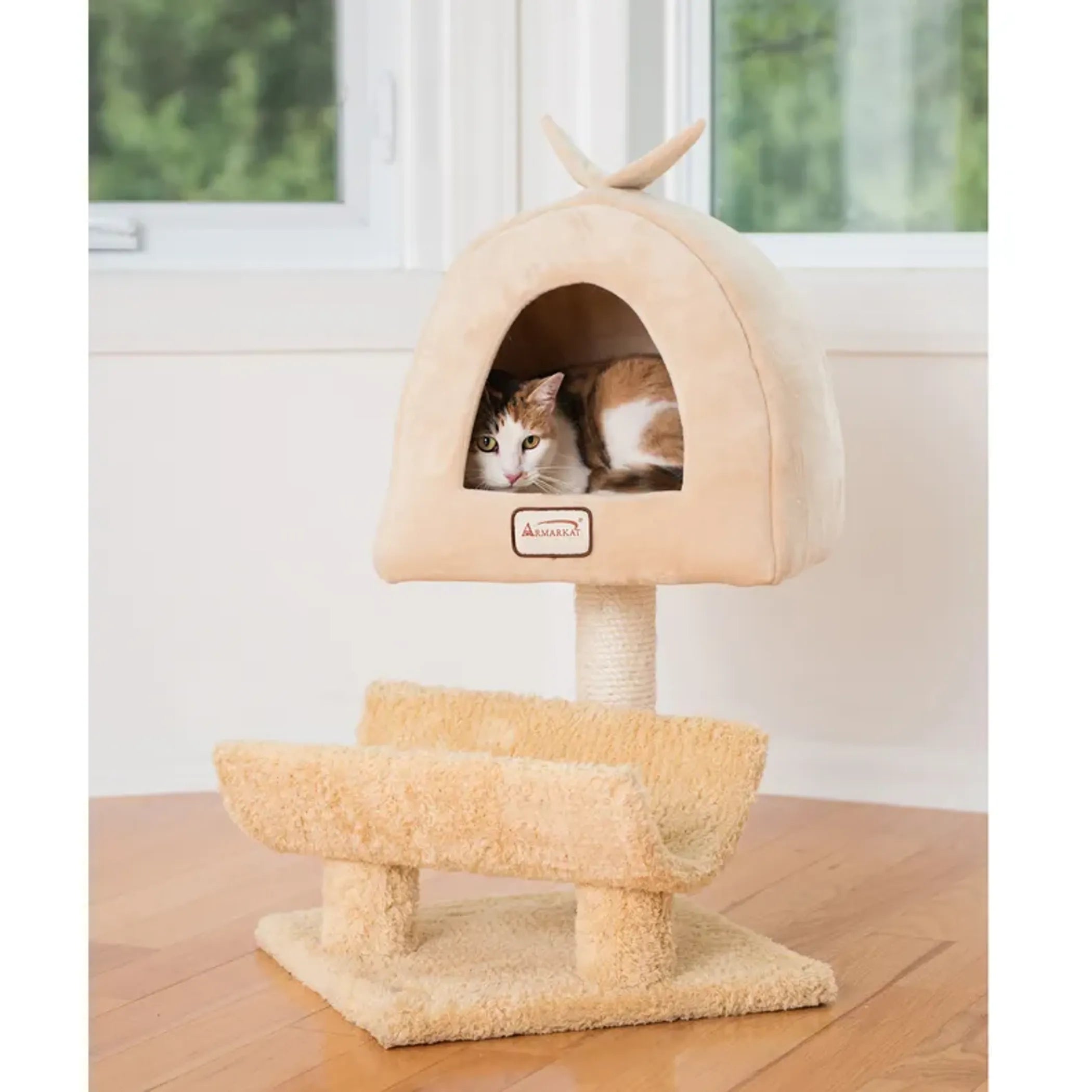 Armarkat X3007 Cat Condo Real Wood Cat Scratching Post