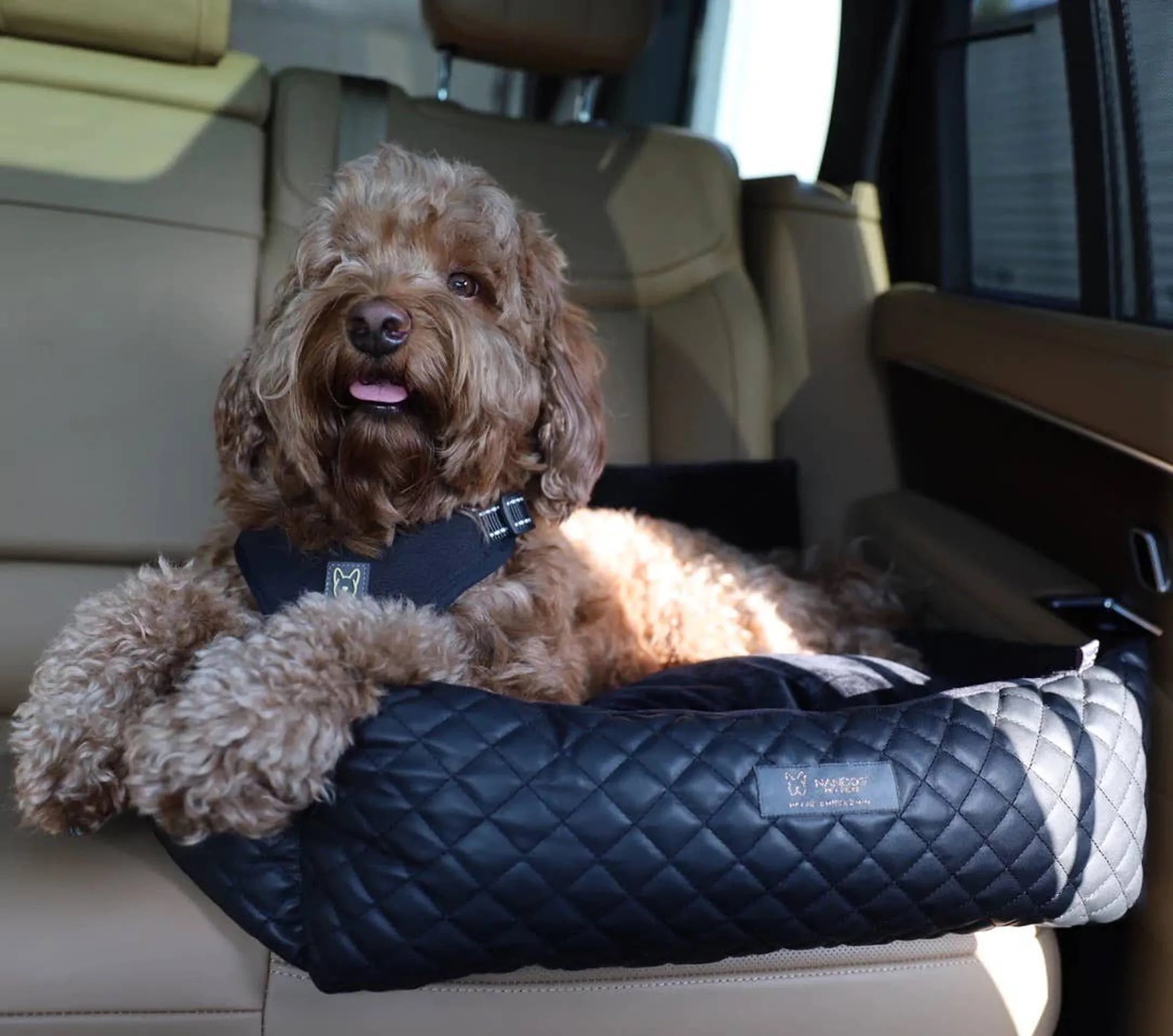 Nandog & Large Black Vegan Leather Car Seat